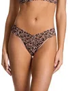 Hanky Panky Printed Signature Lace Original Rise Thong In Brown