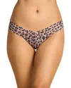 Hanky Panky Printed Signature Lace Original Rise Thong In Pink