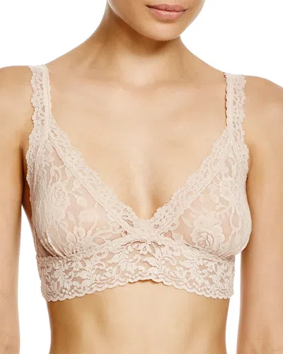 HANKY PANKY SIGNATURE LACE CROSSOVER BRALETTE,113