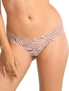 Hanky Panky Signature Lace Low Rise Printed Thong In Neutral