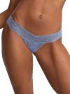 HANKY PANKY SIGNATURE LACE LOW RISE THONG