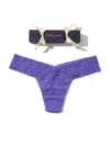 Hanky Panky Signature Lace® Low Rise Thong Holiday Cracker In Blue
