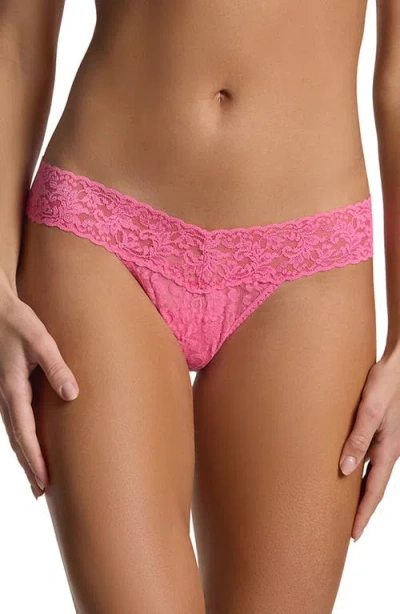 Hanky Panky Signature Lace Low Rise Thong In Pink