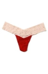 Hanky Panky Signature Lace Low Rise Thong In Red