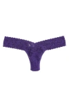 Hanky Panky Signature Lace Low Rise Thong In Snow Day (purple)