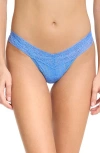 Hanky Panky Signature Lace Low Rise Thong In Take The Plunge