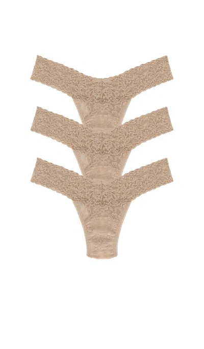 Hanky Panky Signature Lace? Low Rise Thong Three Pack In Brown
