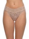Hanky Panky Signature Lace Original-rise Rolled Thong In Brown