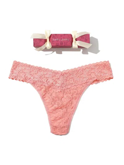 Hanky Panky Signature Lace® Original Rise Thong Holiday Cracker In Neutral