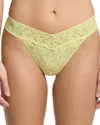 Hanky Panky Signature Lace Original Rise Thong In It's Bananas