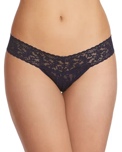HANKY PANKY SIGNATURE LOW RISE THONGS