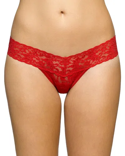 Hanky Panky Signature Lace Low Rise Thongs In Red