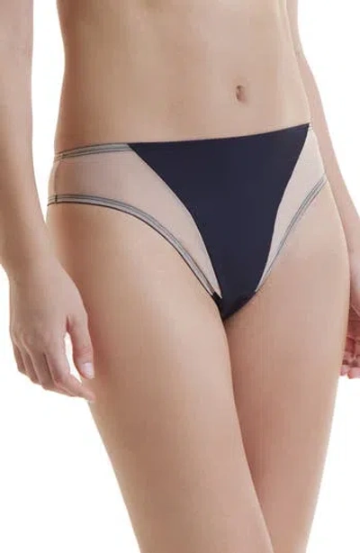 Hanky Panky X Prabal Gurung Cut Out Thong In Beige/black