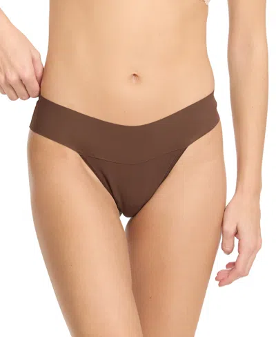 Hanky Panky Women's Breathe Soft Natural Rise Thong In Mahogany