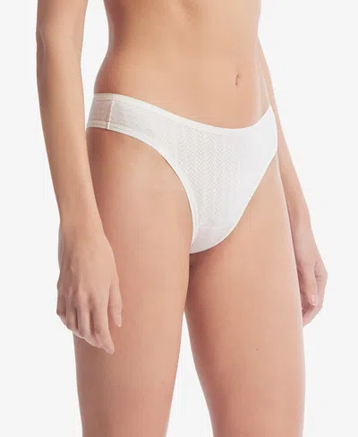 Hanky Panky Women's Move Calm Natural Rise Thong Underwear 2p1664 In White