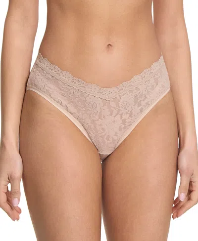 HANKY PANKY WOMEN'S SIGNATURE LACE V-FRONT HIGH CUT BRIEF