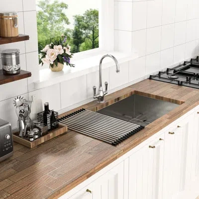 Hanni 33"x19"x9" Undermount Stainless Steel Dish Sink - 18 Gauge With Soundproof Properties And Drain 33 I In Silver
