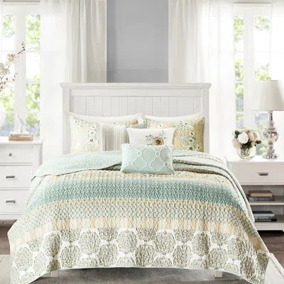 Hanni 6 Piece Quilt With Decorative Items For Bed In King/ King In Green