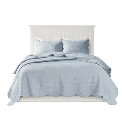 Hanni Reversible Quilt With Scalloped Edges - Soft Microfiber, 10% Other Fibers Fill, , Washable, Country  In Blue