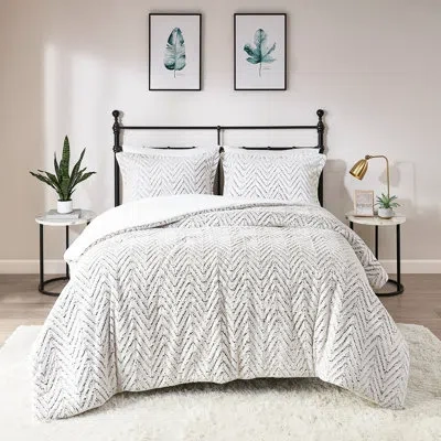 Hanni Ultra Comforter - Faux Fur With , Down Alternative, Easy To Wash, Bedding Soft Machine Wash & Tumble In Ivory