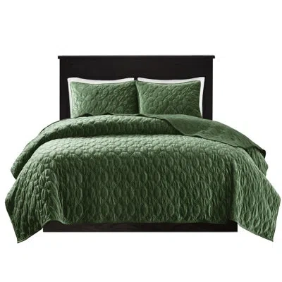 Hanni Velvet Quilt 3 Piece Full/queen - Stylish And Cozy With Geometric Pattern, 1 2 Shams, Cotton Filled  In Green