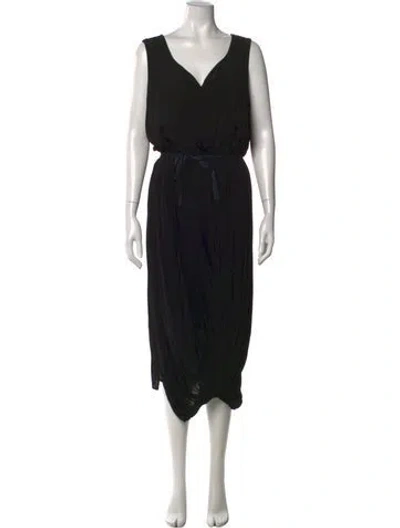 Pre-owned Hannoh Wessel V-neck Midi Length Dress In Black