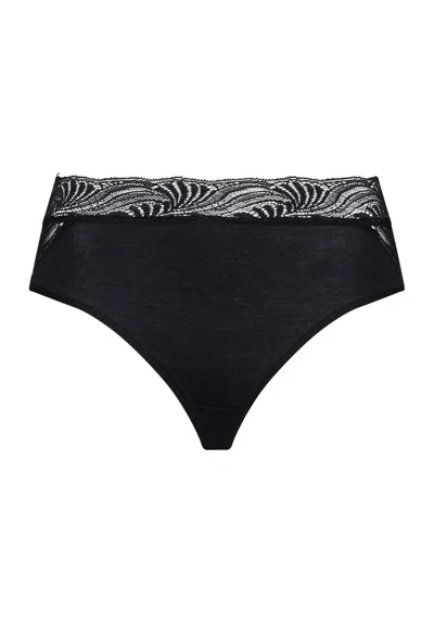 Hanro Cotton Delight Lace Trim Cotton High Cut Brief In Black