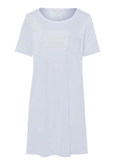 Hanro Cotton Deluxe Round Neck Cotton Nightgown In Blue