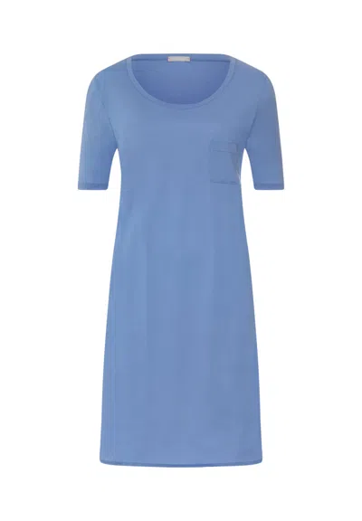Hanro Cotton Deluxe Round Neck Cotton Nightgown In Blue