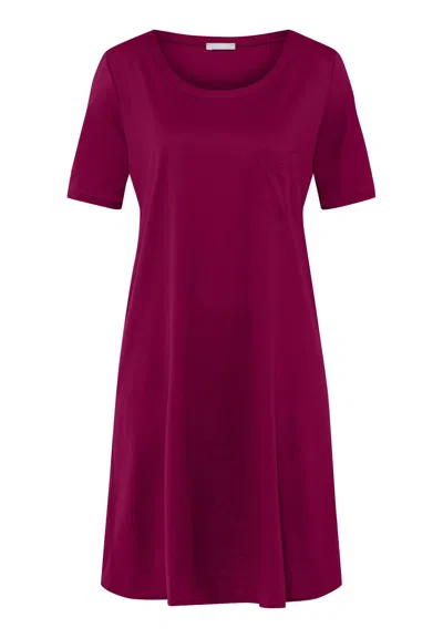 Hanro Cotton Deluxe Round Neck Cotton Nightgown In Purple