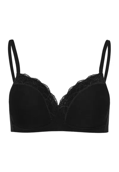 Hanro Cotton Lace Spacer Soft Cup Bra In Black