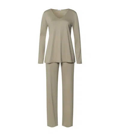 Hanro Cotton Pyjama Set In Green