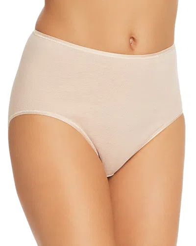 HANRO COTTON SEAMLESS FULL BRIEFS,71625