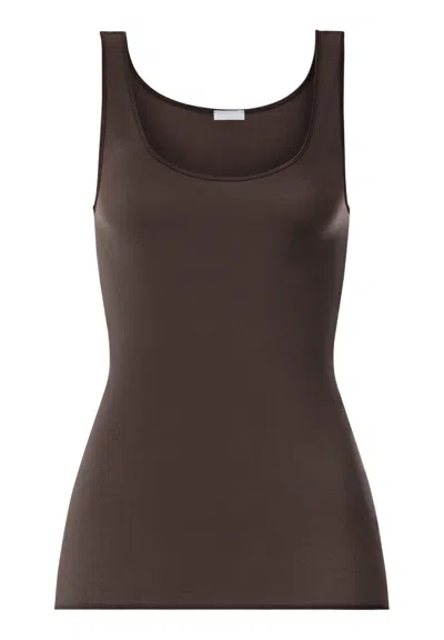 Hanro Cotton Seamless Round Neck Cotton Tank Top In Dark Mocha