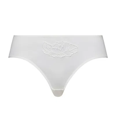 Hanro Embroidered Anne Midi Briefs In Ivory