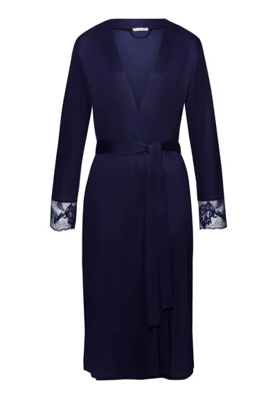 Hanro Eva Tencel™ Lace Accented Robe In Blue