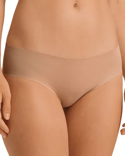 HANRO INVISIBLE COTTON BLEND HI CUT BRIEF