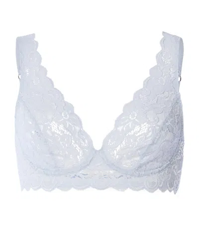 Hanro Lace Moments Bra In Blue