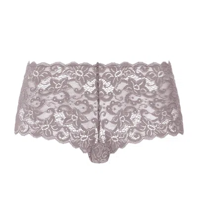 Hanro Lace Moments Maxi Briefs In Multi