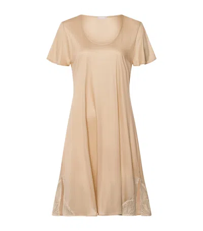 Hanro Lace-trim Lilith Nightdress In Neutral
