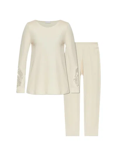 Hanro Lace-detail Pyjamas In Neutral