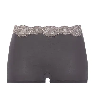 Hanro Lace-trim Shorts Briefs In Black