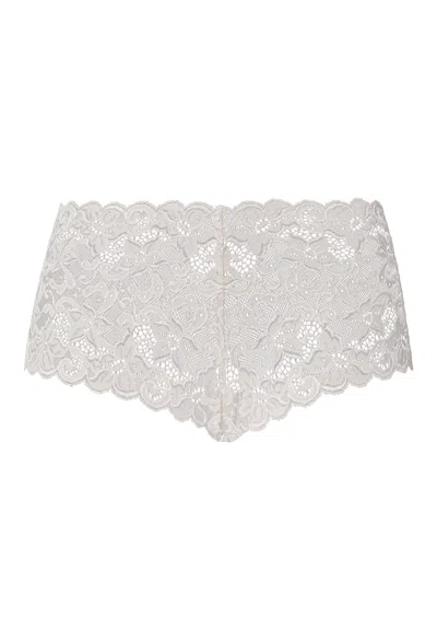 Hanro Luxury Moments Boyleg In White