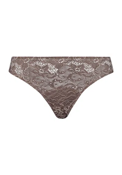 Hanro Luxury Moments Lace Thong In Blue