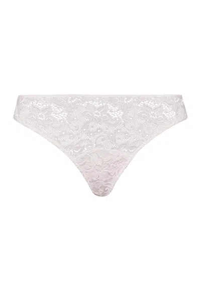 Hanro Luxury Moments Lace Thong In White