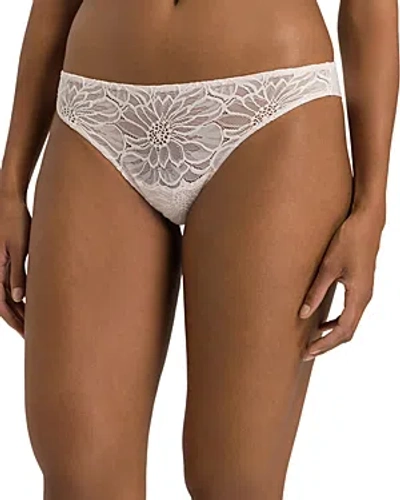 HANRO MARILYN FLORAL LACE THONG