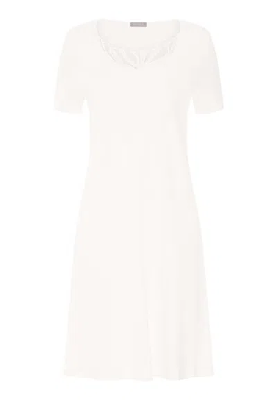 Hanro Rosaria Embroidered Cotton Nightgown In White