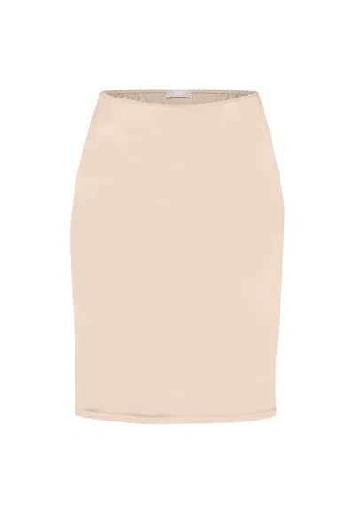 Hanro Satin Deluxe Half Slip In Neutral