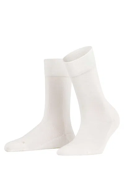 Hanro Sensitive London Socks In White