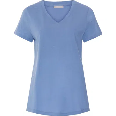 Hanro Sleep And Lounge Relaxed V-neck T-shirt In Blue